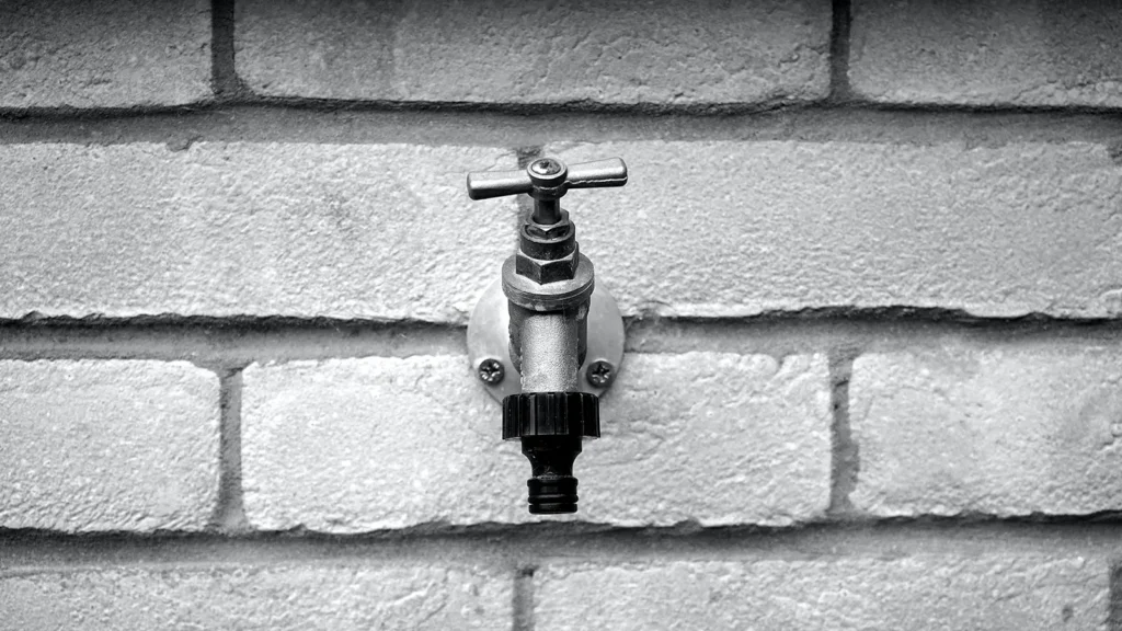 outside-tap-fitting-swindon